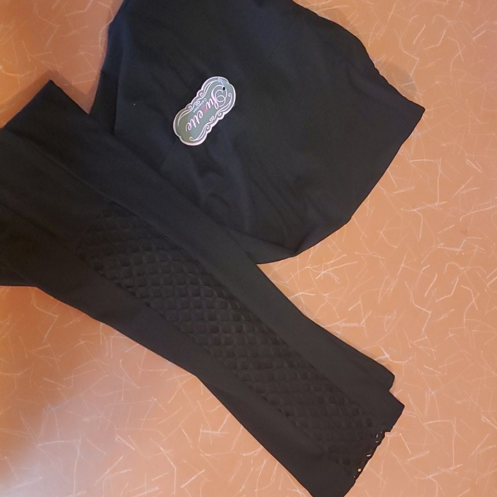 Hoodie and leggings - Picture 4 of 5